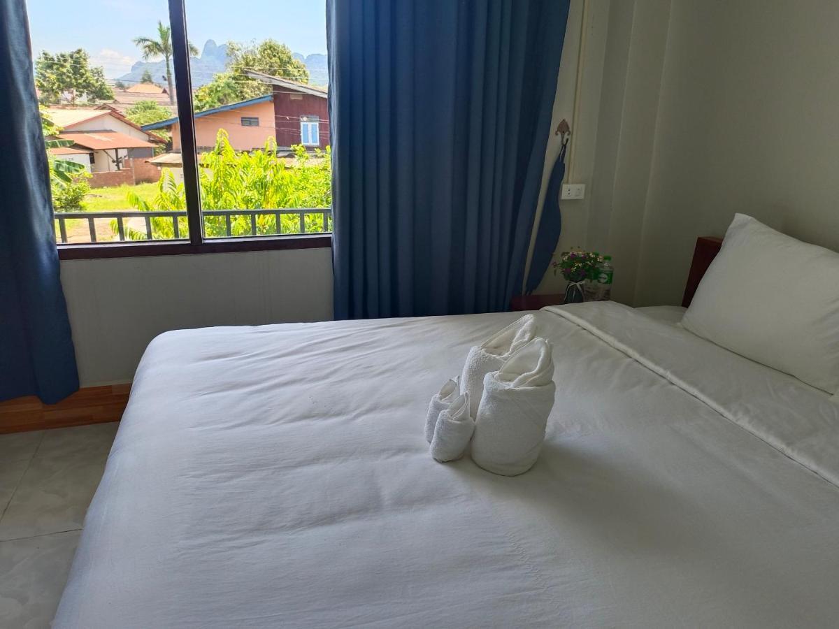 Dokchampa Hotel Vang Vieng Exterior photo
