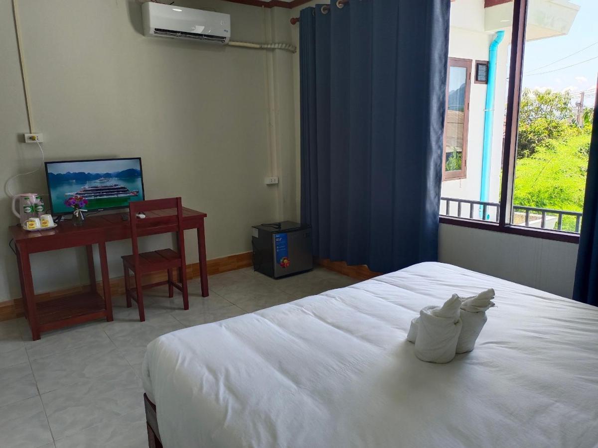 Dokchampa Hotel Vang Vieng Exterior photo